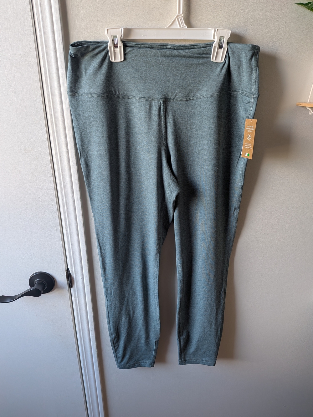 BNWT Joe Fresh Active Teal Soft Brushed Jersey Midrise Leggings with 7/8 Length